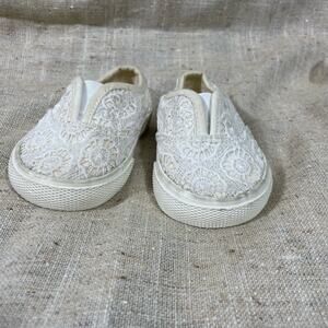Genuine Kids White Lace Slip On Shoes - Baby Sneakers - Size 3 - Elastic Front